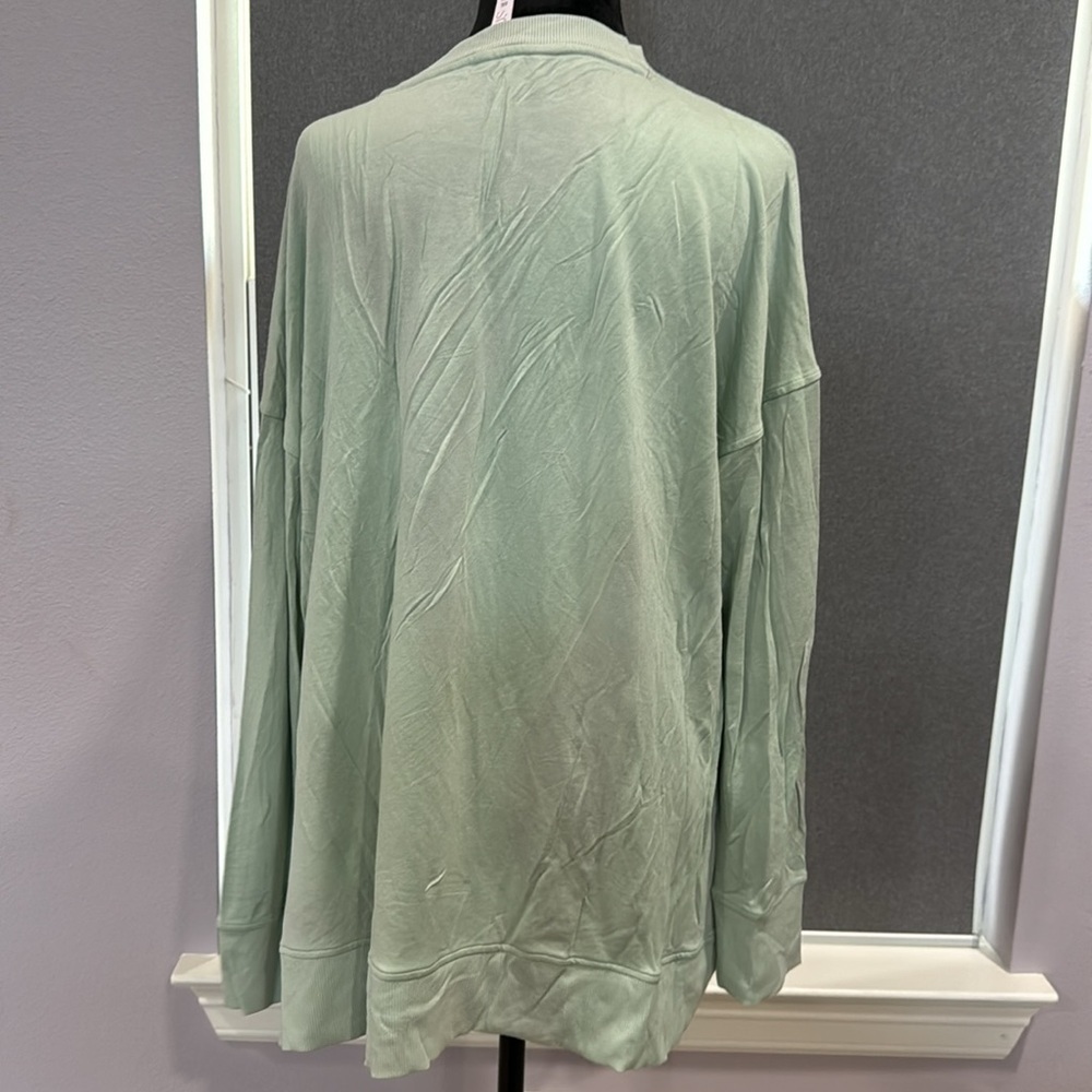 Sweatshirt - Picture 5 of 5